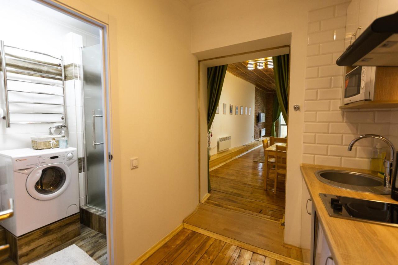 Peaceful Studio On Rynok Square Lviv Dış mekan fotoğraf